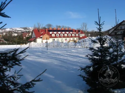 Fotograficzna kronika rozbudowy Specjalnego Ośrodka Szkolno-Wychowawczego w Dobrej w latach 2014–2018 – od rozbiórki starej części, przez kolejne etapy budowy, po gotowe sale i pracownie — zdjęcie 10.