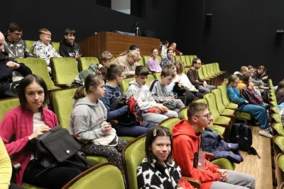 Galeria „Wyjazd do kina Luboń” — zdjęcie 3.