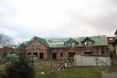 Fotograficzna kronika rozbudowy Specjalnego Ośrodka Szkolno-Wychowawczego w Dobrej w latach 2014–2018 – od rozbiórki starej części, przez kolejne etapy budowy, po gotowe sale i pracownie — zdjęcie 21.