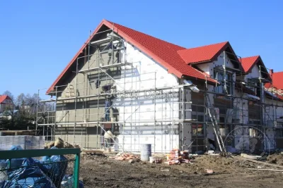 Fotograficzna kronika rozbudowy Specjalnego Ośrodka Szkolno-Wychowawczego w Dobrej w latach 2014–2018 – od rozbiórki starej części, przez kolejne etapy budowy, po gotowe sale i pracownie — zdjęcie 27.
