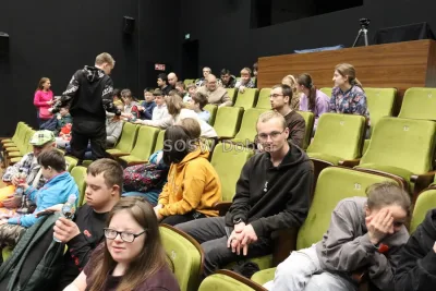 Galeria „Wyjazd do kina Luboń” — zdjęcie 1.