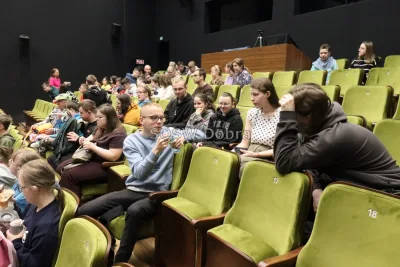 Galeria „Wyjazd do kina Luboń” — zdjęcie 16.